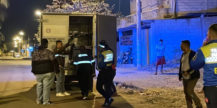 Atropellan a presunto asaltante
