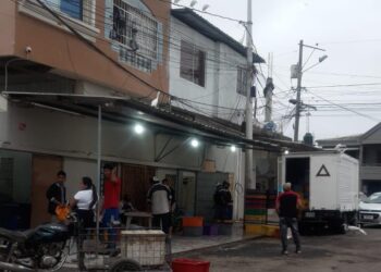 Llegó a Puerto Bolívar a comprar mariscos y terminó asaltado