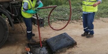 Aguas continúa ejecutando el Plan Pre Invernal en diferentes sectores de Machala