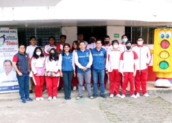Estudiantes de la Unidad Educativa “Eloy Alfaro” se capacitaron en seguridad vial