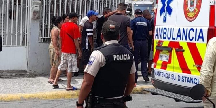 Hombre con heridas de bala fue abandonado en la calle