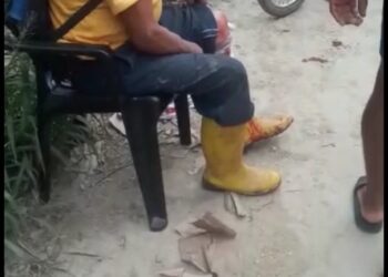 Adulto mayor resultó herido al ser alcanzado por una bala perdida
