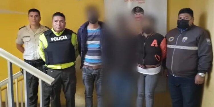 Rescatan adolescente secuestrada