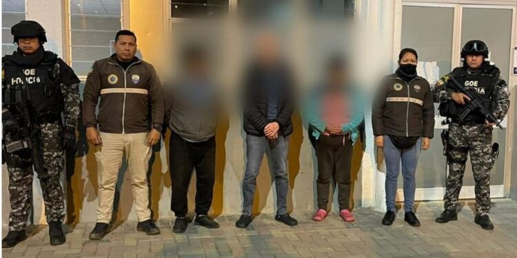 Tres detenidos por traficar migrantes hacia Estados Unidos