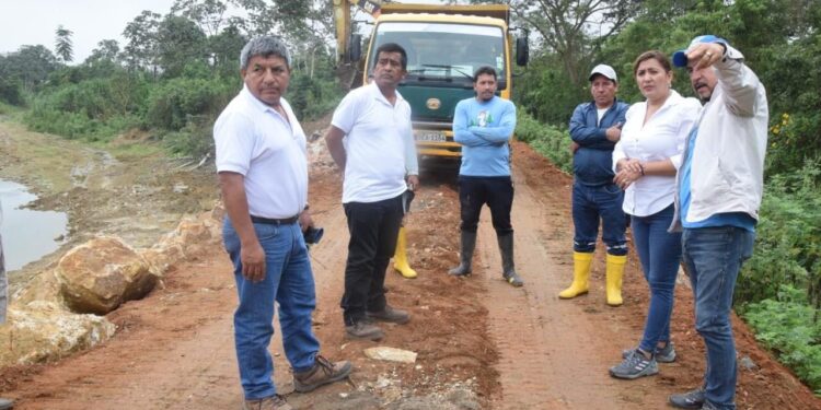 Prefectura construye muro de escollera a orillas del Río Santa Rosa