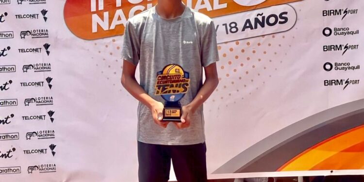 Tenista orense suma su sexto título nacional de la temporada