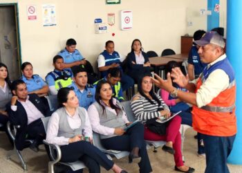 Funcionarios de Movilidad fueron capacitados previo al Simulacro Nacional