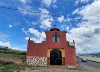 Delincuentes roban santuario de la Virgen del Cisne en Ambato