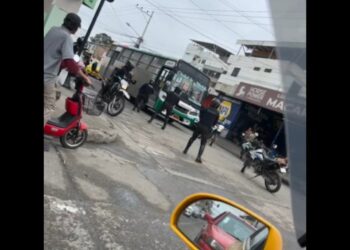 Bajaron de un bus a sospechoso de asaltante