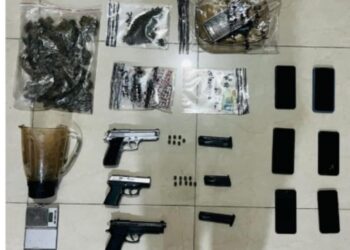 Tres sujetos con sustancias ilícitas y armas de fuego fueron detenidos
