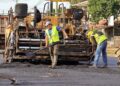 Municipio de Machala continúa asfaltando diferentes calles de la ciudad