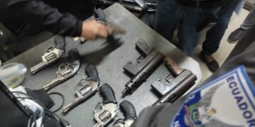 Comercializaban armas a grupos delictivos
