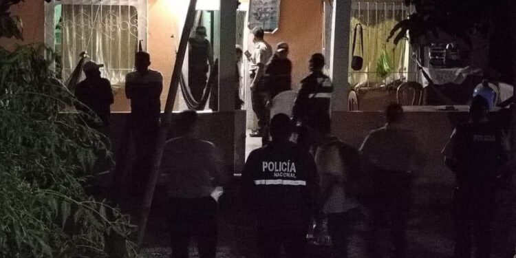 Mataron a seis integrantes de una misma familia en el interior de una vivienda