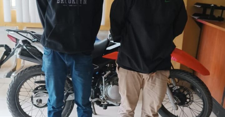 Denuncia anónima permitió detención de sujetos en poder de una cartuchera