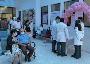 Asistentes al Hospital Teófilo Dávila de la ciudad Machala recibieron charlas de prevención y orientación