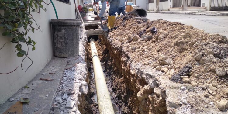 Aguas Machala instaló red terciaria en la Cdla. Las Brisas