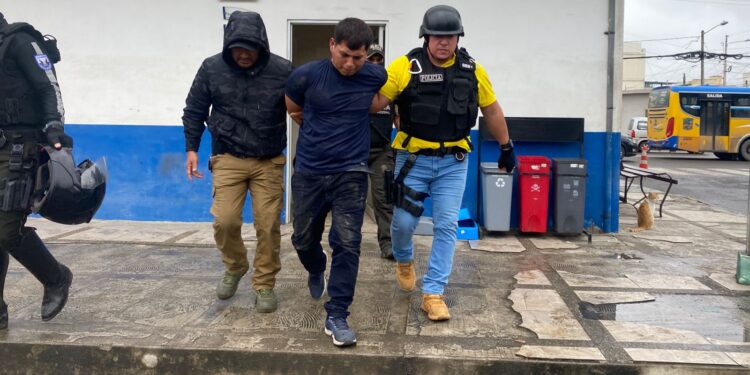 Sujeto implicado en asesinato de joven en barrio Machalilla fue detenido