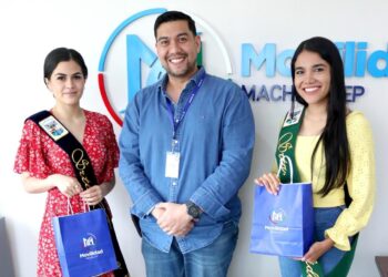 Gerente de Movilidad mantuvo reunión con reinas de belleza