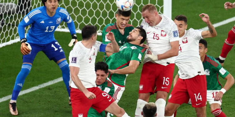 México y Polonia jugaron a favor de Argentina