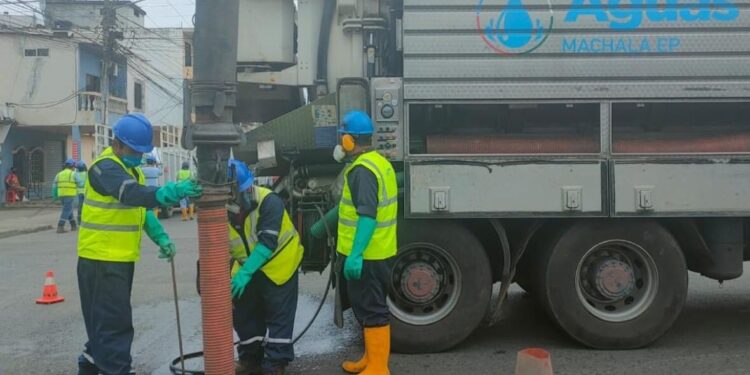 Aguas Machala continúa ejecutando el Plan Pre Invernal