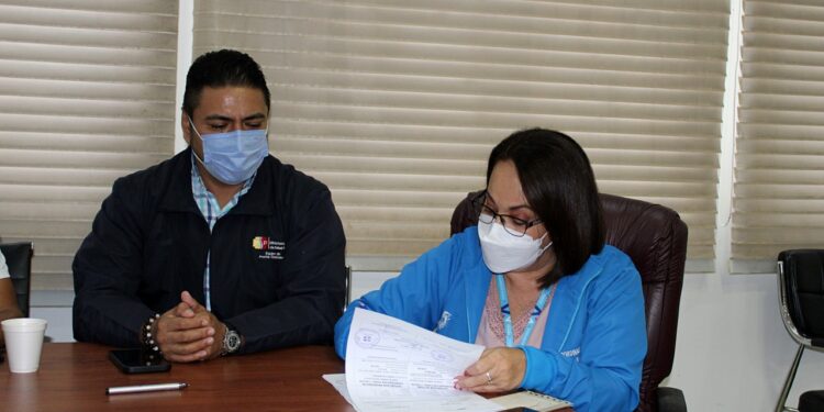 NUEVO GERENTE (E) EN EL HOSPITAL TEÓFILO DÁVILA DE MACHALA