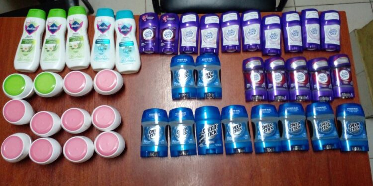 Menor de edad salía del Hipermarket con 242 dólares en productos sin pagar