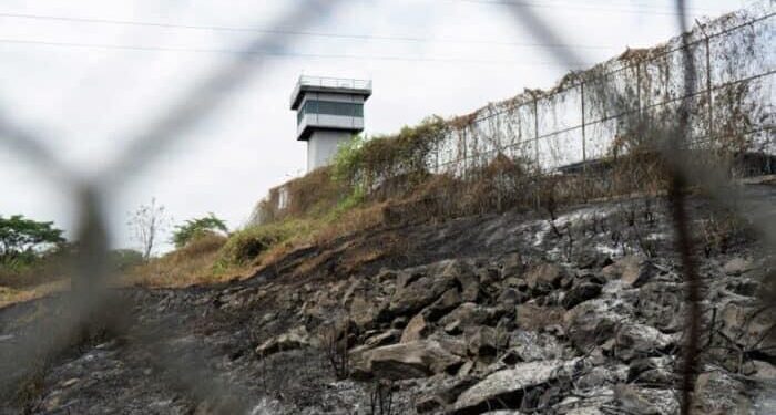 26 reos se fugaron de la Penitenciaría del Litoral