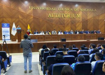 Universidad Técnica de Machala inaugura el retorno a las clases presenciales