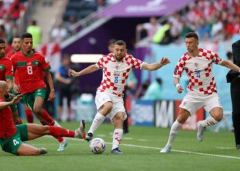 Croacia de Luka Modrić empató en su debut