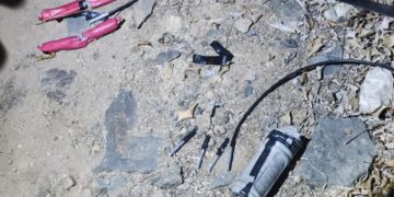 Artefactos explosivos hallados en la entrada de un motel