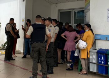 Estudiante fue abatido en los exteriores del colegio