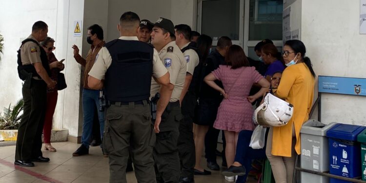 Estudiante fue abatido en los exteriores del colegio