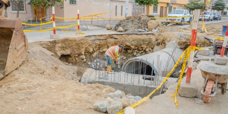 Proyecto de descarga de aguas lluvias se continúa ejecutando en el Barrio Nuevo Pilo