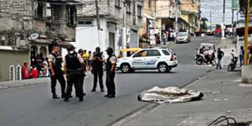 Cuerpo embalado fue encontrado en la calle