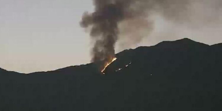 Incendio forestal en cerro Pico de Pescado