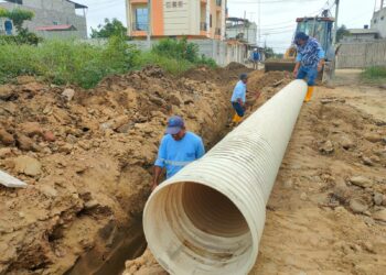 Aguas instaló red principal de alcantarillado en el Barrio Washington García