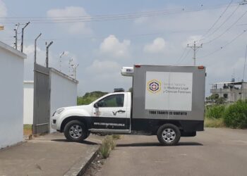 Extranjero al que le cortaron en el cuello falleció