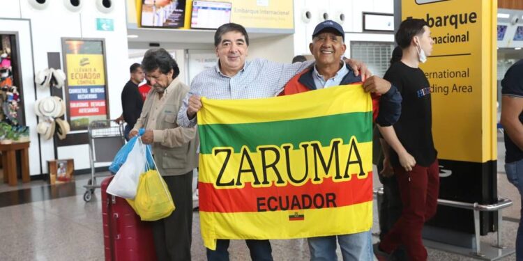 Zarumeños viajaron a Qatar para apoyar a La Tri