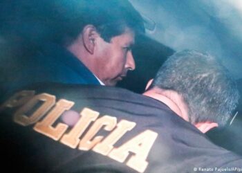 Detención preliminar de siete días contra expresidente de Perú Pedro Castillo