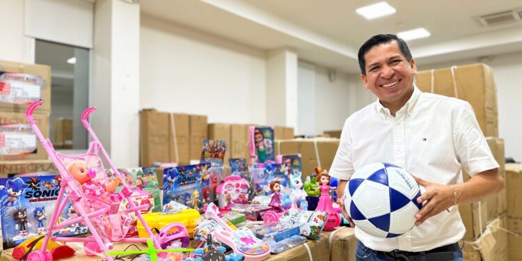 Alcalde entregará juguetes a niños y niñas de Machala
