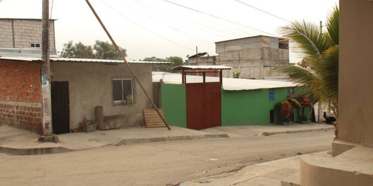 Mientras consumían alcohol dos personas fueron asesinadas