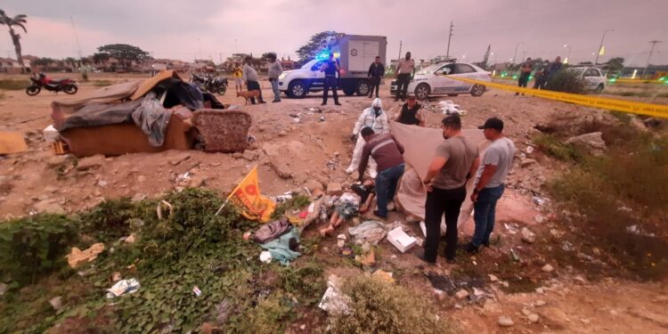 Indigente fallecido tenía cortadura en el cuello