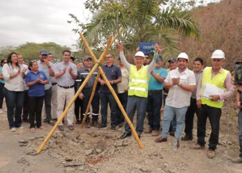 Prefectura rehabilitará la vía hacia la represa de Tahuín