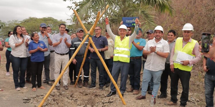 Prefectura rehabilitará la vía hacia la represa de Tahuín