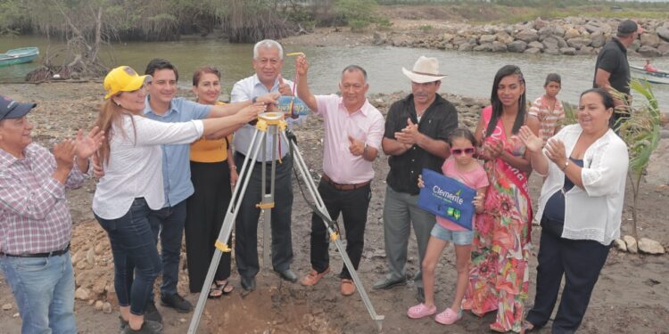 Prefectura construirá puente peatonal en playa de Bajo Alto