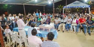 Alcalde mantuvo mesa de trabajo en el sector Santa Fe
