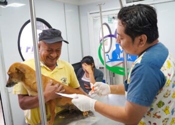 Clínica Veterinaria Móvil atiende a mascotas del Barrio 24 de Septiembre