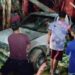 Un fallecido y un herido al chocar una camioneta contra poste