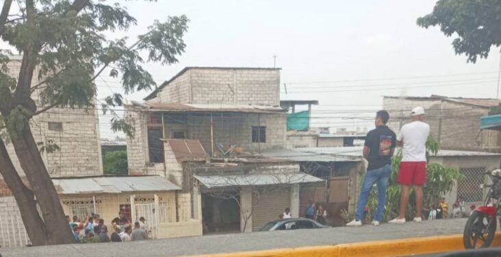 Mujer murió tras ser acribillada