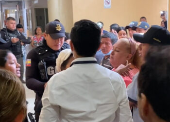 (Video) Comerciantes del Mercado del Sur en Machala estarían debiendo más de un millón de dólares a la CFN